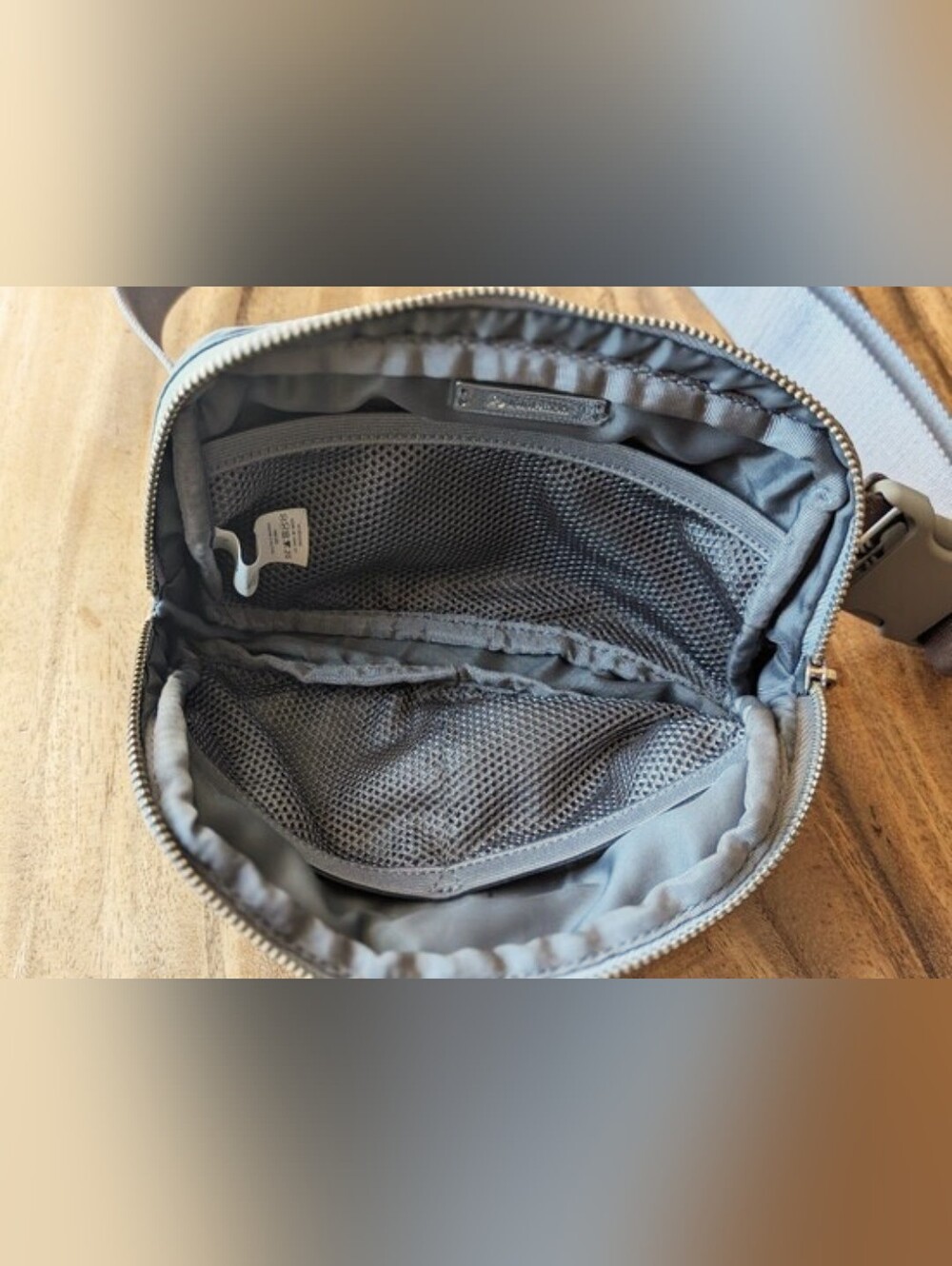lululemon Everywhere Belt Bag 1L - Mauve (Light Purple) - Picture 5 of 5